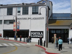 Front entrance to the Monterey Aquarium